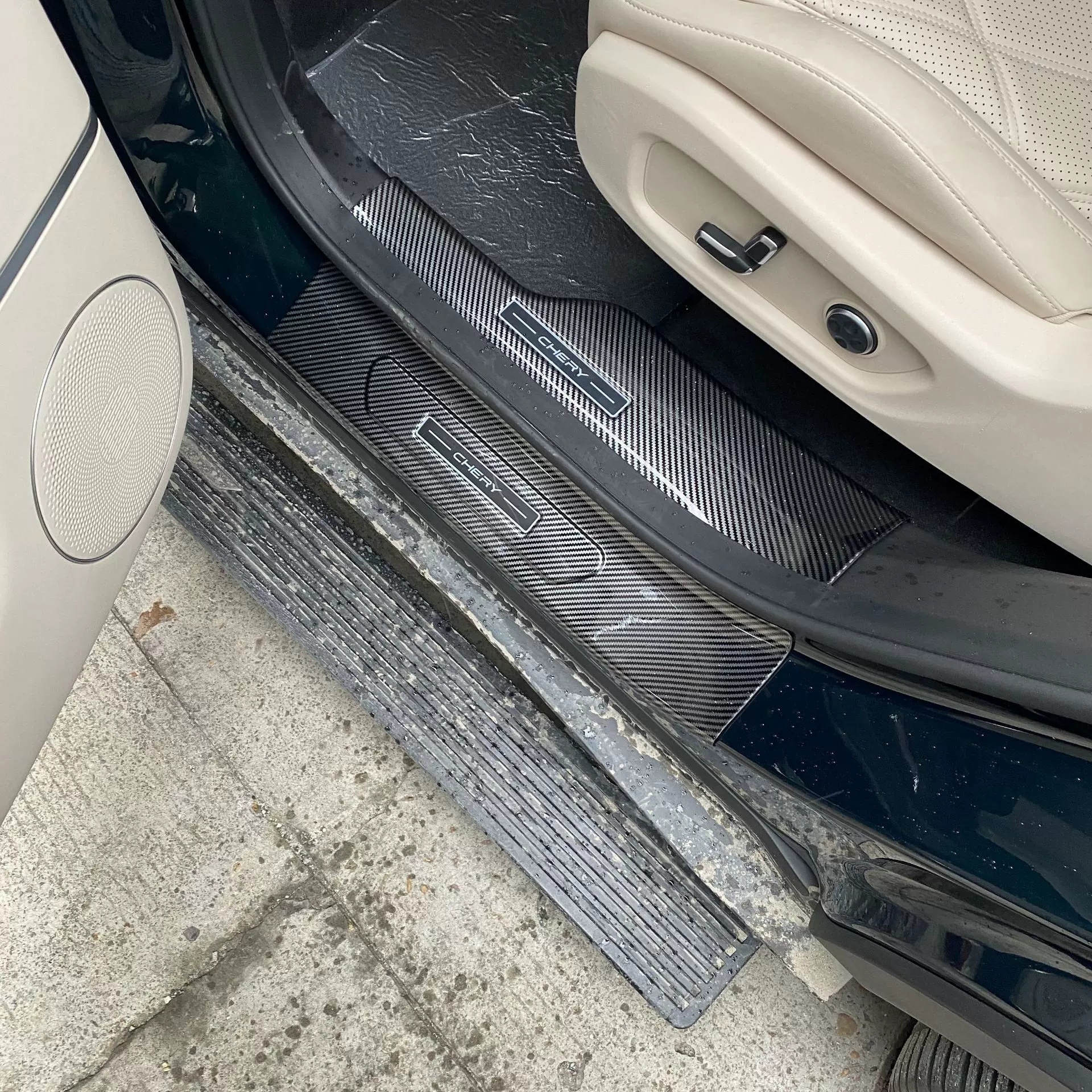 风云T11改装专用 碳纤维迎宾踏板 碳纤纹后护板 内门槛条 门坎条