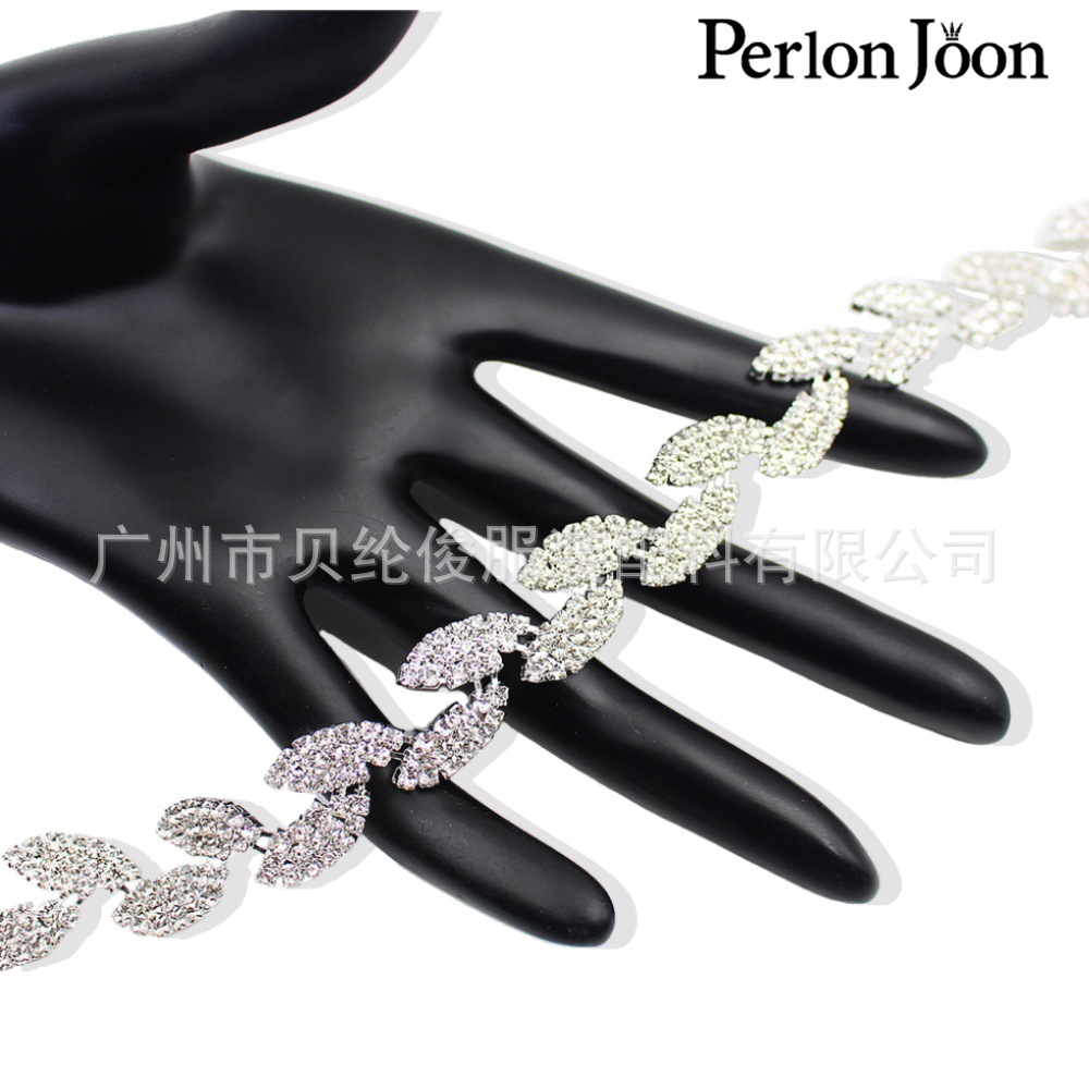 ML027 실버 화이트