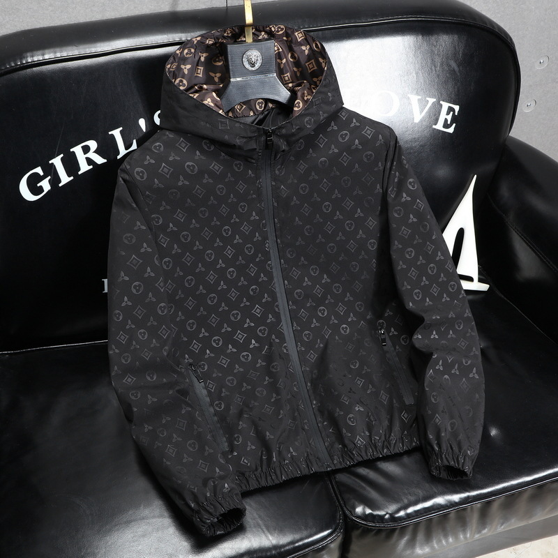 Kişi üçün yüngül kapüşonlu jaket, boş kəsilişli