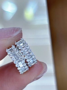 Platinum High-End Jewelry Luxury Pt Platinum 65-Point Diamond Earrings Jewelry Douyin Wholesale Dropshipping