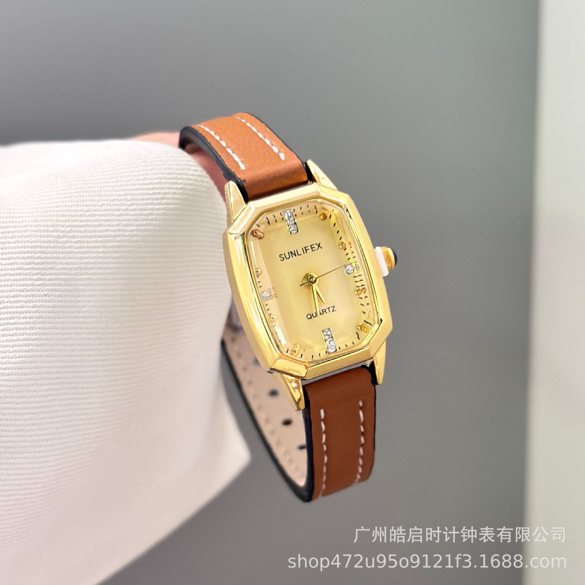 SUNLIFEX文艺INS学生腕表直播网红女表方形小盘点钻刻度皮带手表