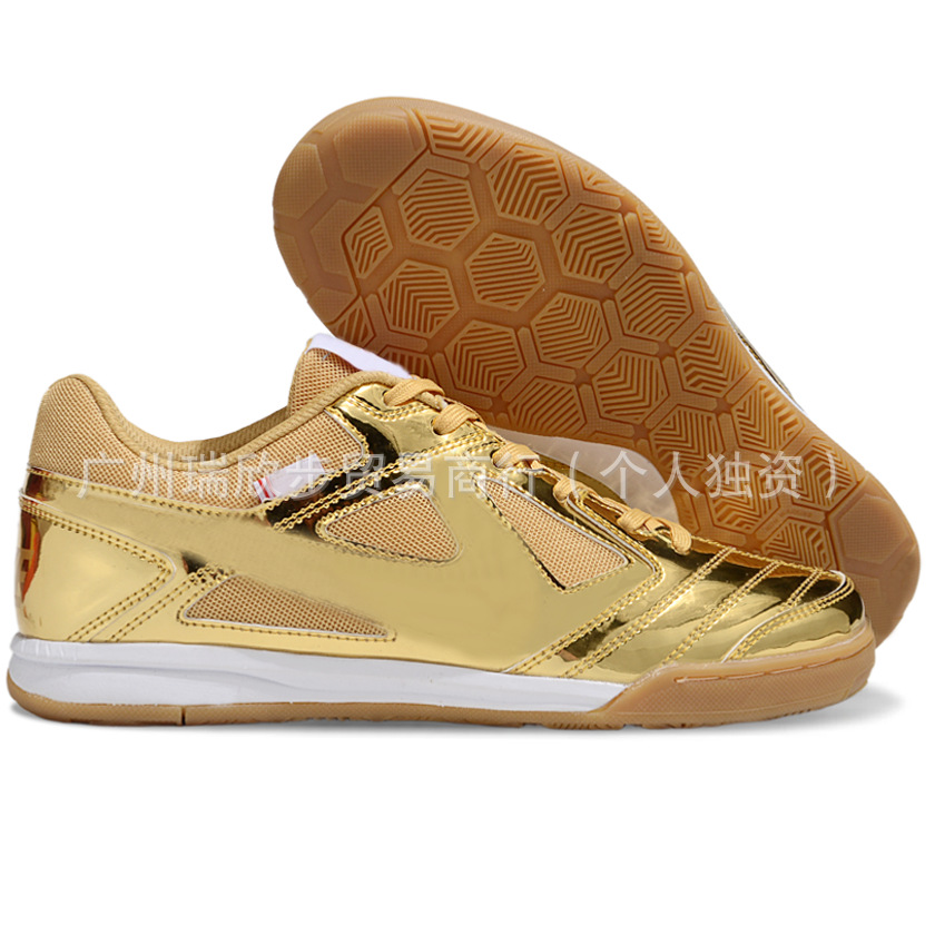 特价男子缓震透气室内MD平底足球运动鞋name brand soccer shoes