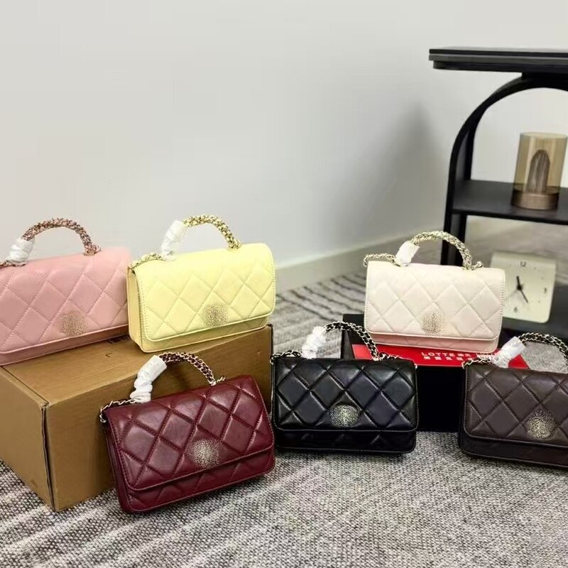 New Top-Grain Leather Twisted Cross-Handle Quilted Chain Shoulder Crossbody Bag High-End Underarm Bag Handbag