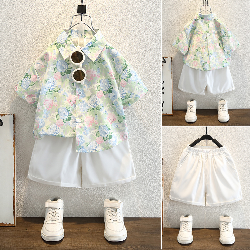 2025 verano nuevo traje de camisa de manga corta para niños, estilo de playa, traje de dos piezas para niños pequeños y medianos, traje de caballero 7852