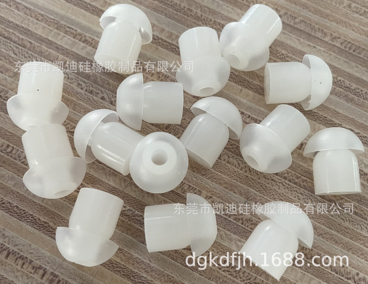 蓝牙软胶耳塞 入耳式耳塞 硅胶耳塞 碗形耳塞 魔声耳机塞 助听器