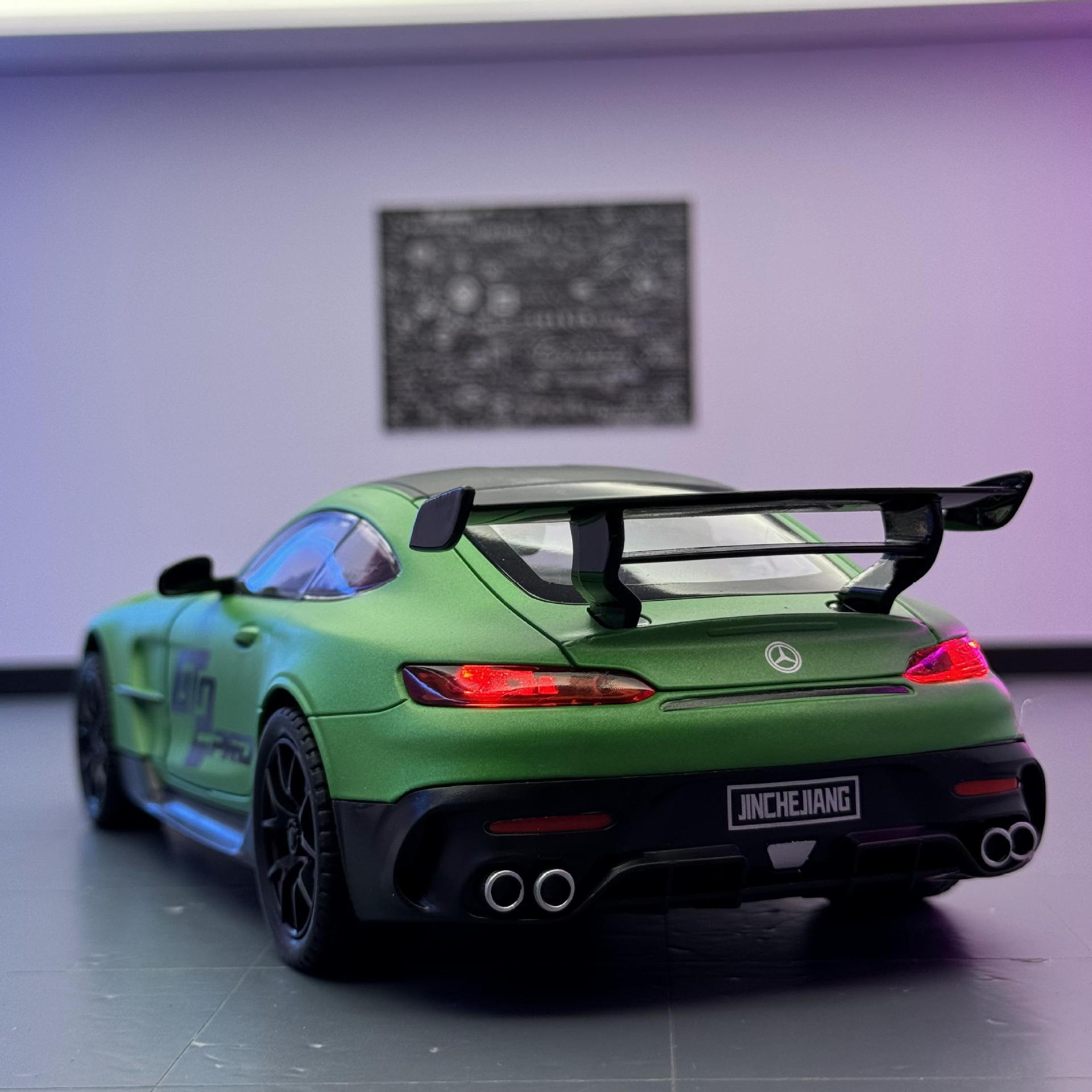 Li Jiaxin modelo de coche de aleación 1:24 Daben coche deportivo AMG-GT con sonido y luz de retorno coche de juguete modelo de efecto de sonido