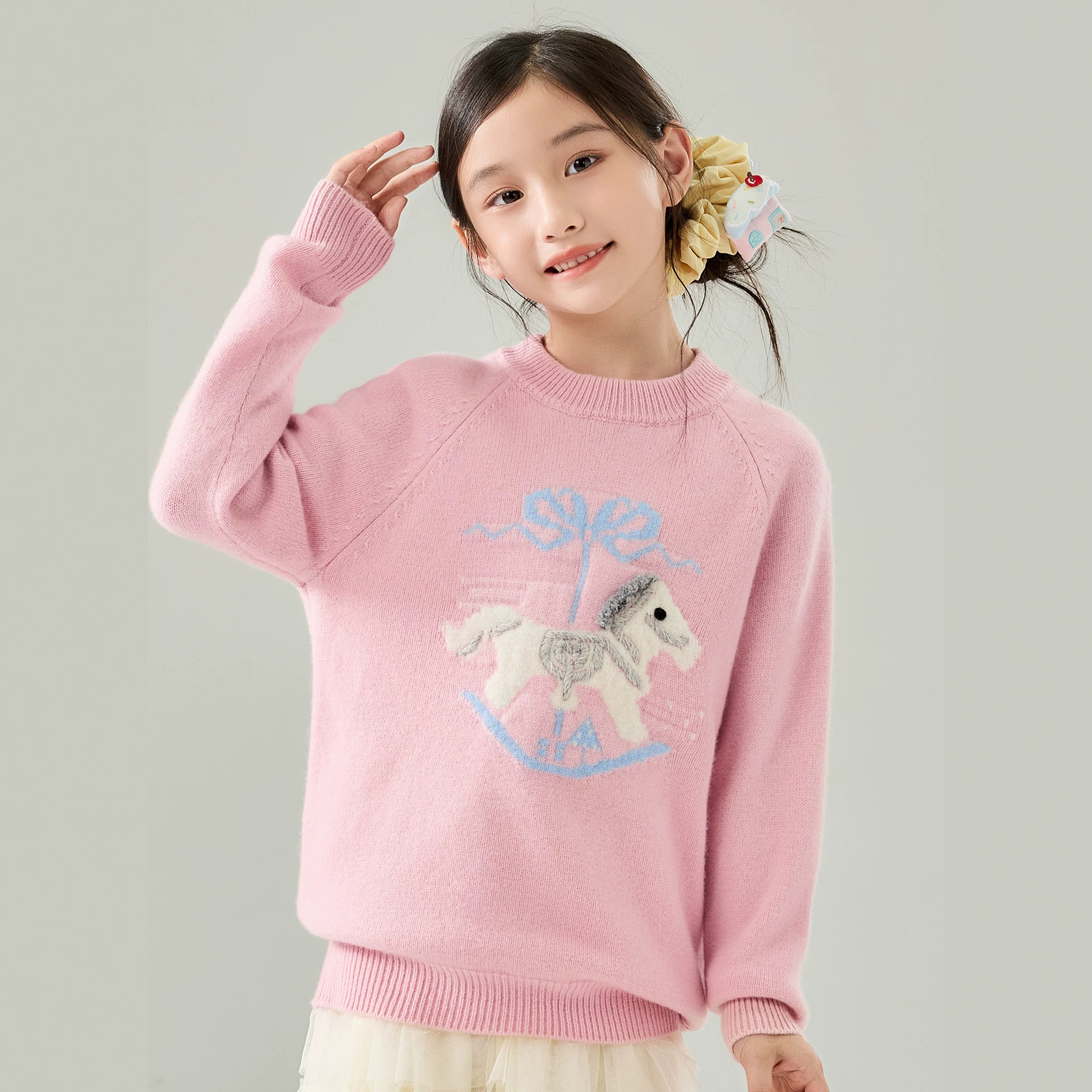 New autumn/winter wool sweater with pony embroidery, high-neck knitwear for boys and girls, pullover base layer top.