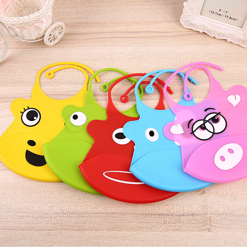 Food grade silicone bib baby food meal bag baby meal bag dirty waterproof cartoon bib factory wholesale