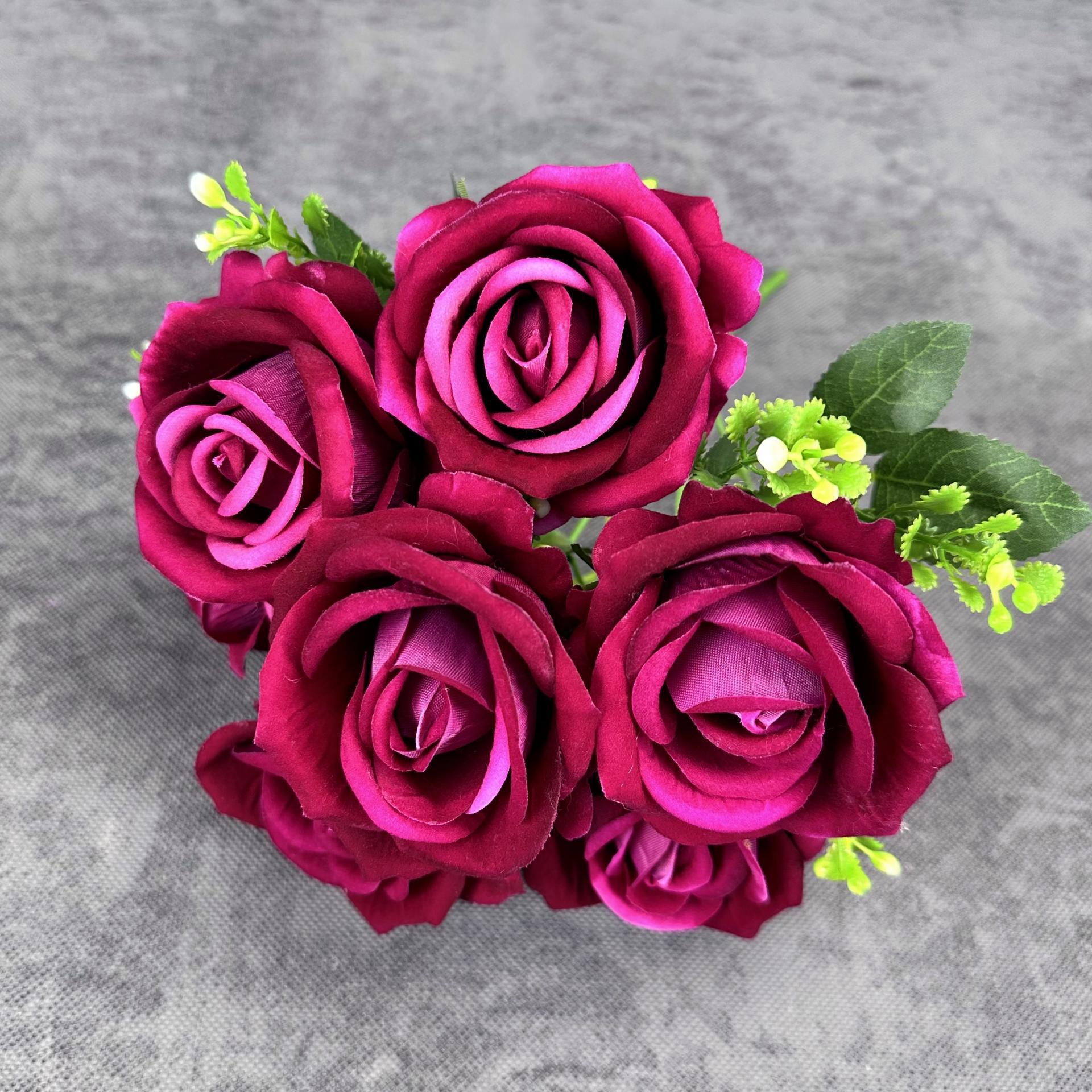 Simulación de 7 cabezas de tela de terciopelo rosa boda decoración del hogar decoración de mano transfronteriza flores falsas adornos al por mayor