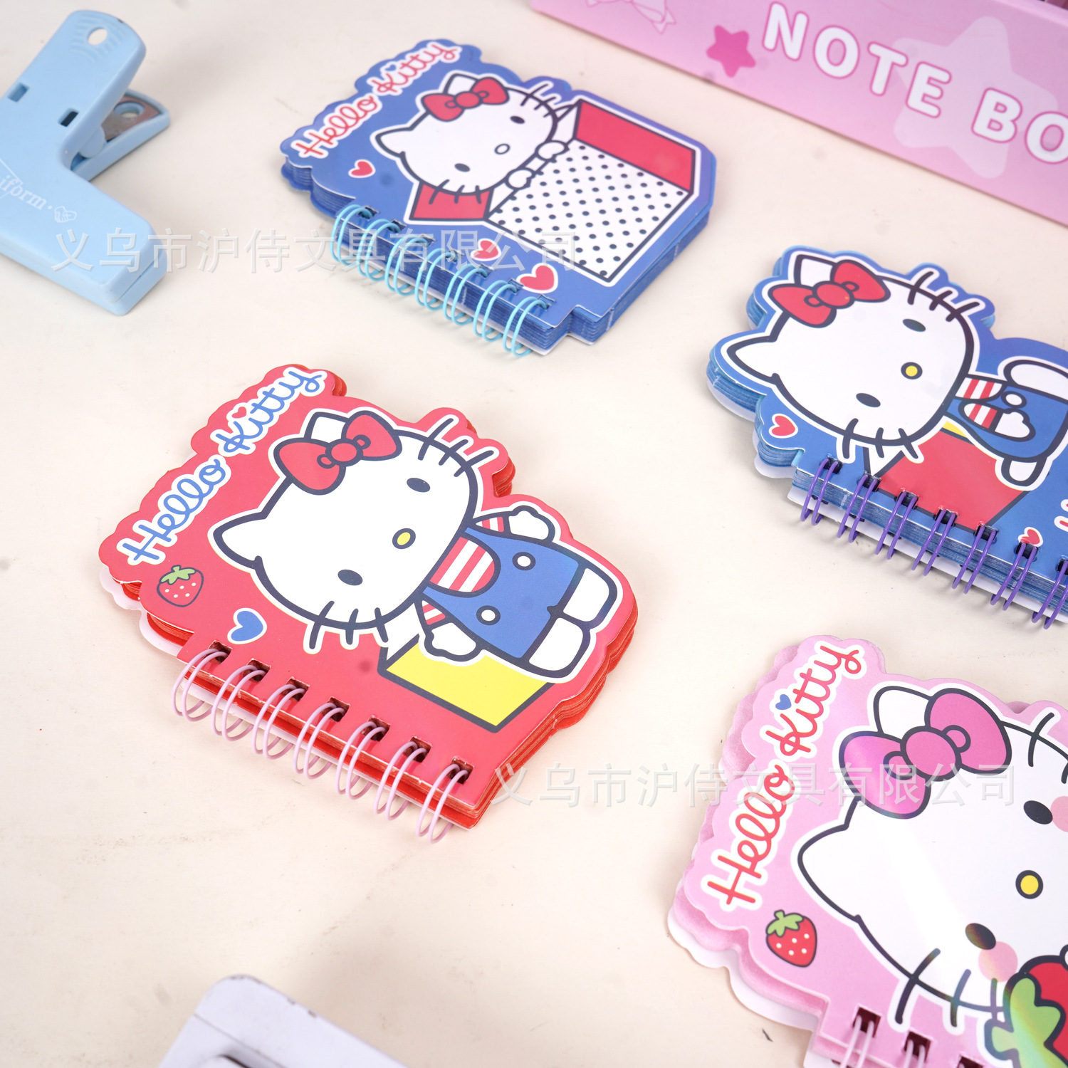 Caricatura Kitty A7 bobina de forma especial esta creativa Sanrio línea horizontal página de color cuaderno de mano fuente de cuaderno de estudiantes
