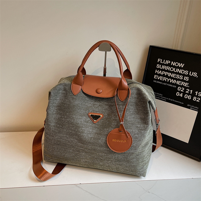 Short-Distance Travel Bag for Women, Lightweight Large-Capacity Travel Fitness Sports Bag for Going Out, Fashionable and Good-Looking Luggage Bag for Men Short-Distance Travel Bag for Women, Lightweight Large-Capacity Travel Fitness Sports Bag for Going Out, Fashionable and Good-Looking Luggage Bag for Men