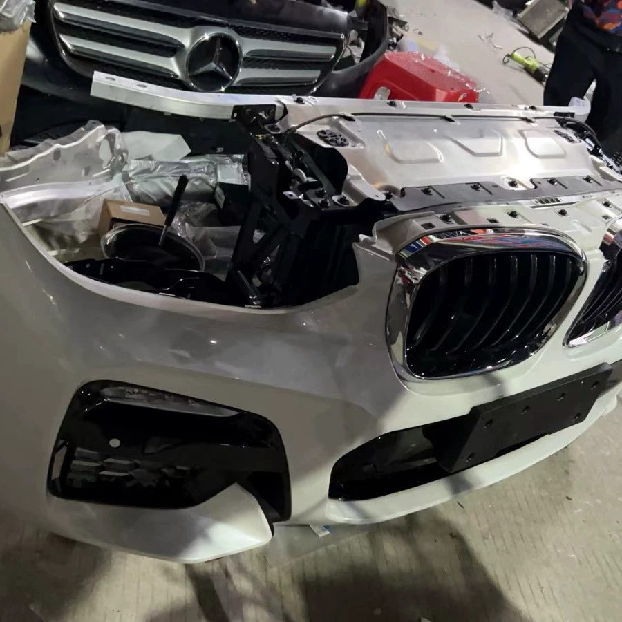Подходит для переднего бампера BMW X4 G02, передняя решетка/рейка? -- The original is messy: "Ahead of the mouth x5 x6 front bumper X7 X1 headlight x2 x3 cover leaf board disassembly part"