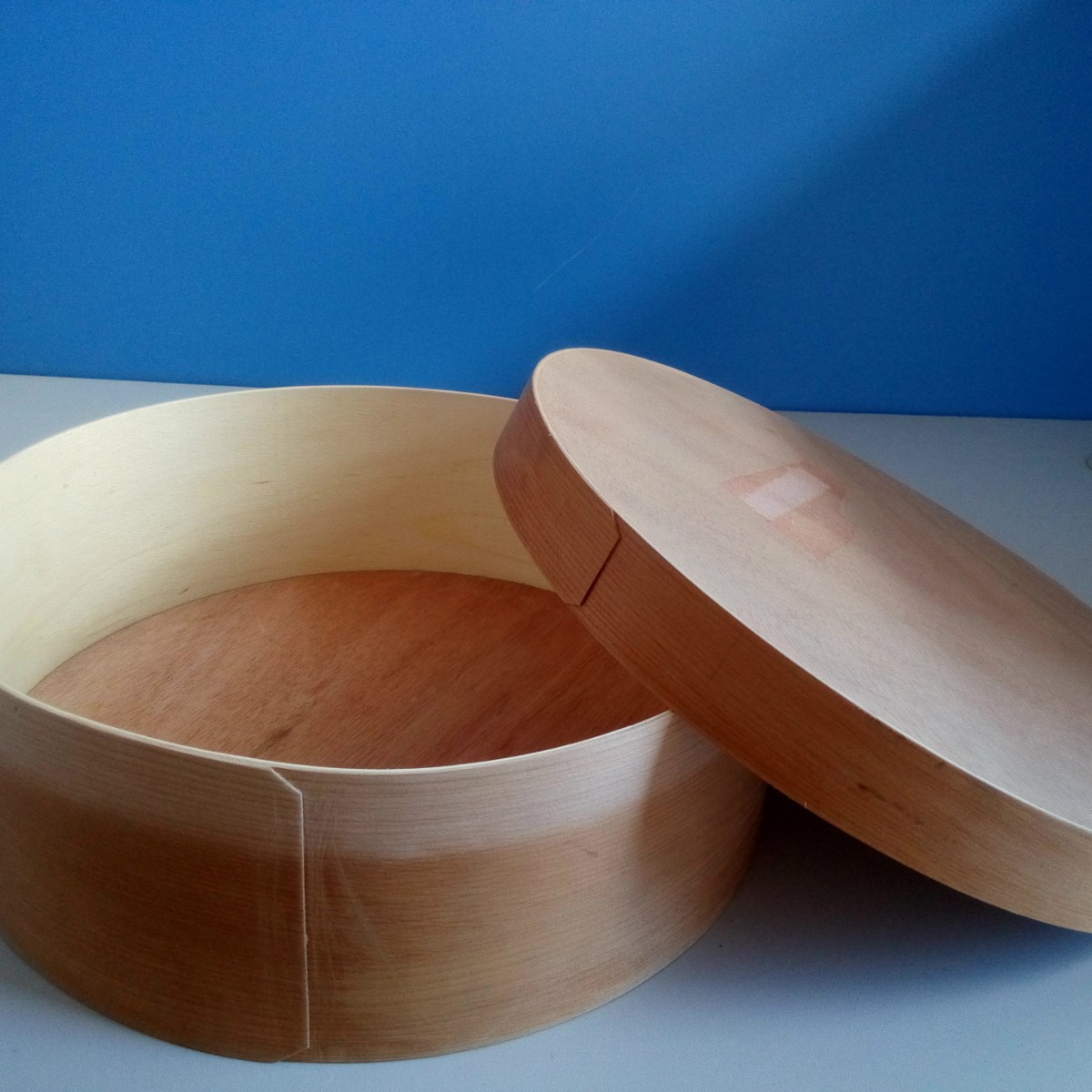 圆形木质便当盒礼品盒带盖用于婚礼或派对上的饼干纸杯蛋糕包装盒