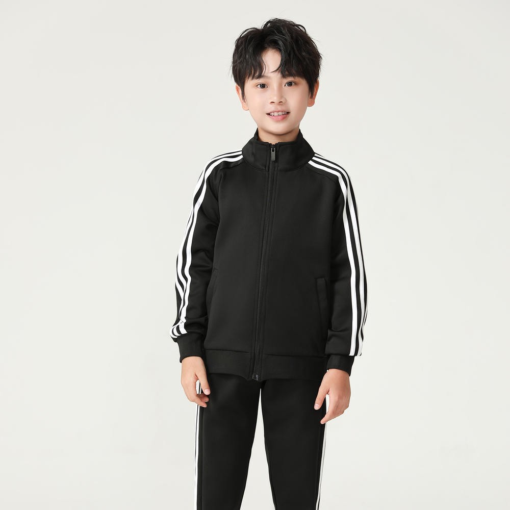 2025 nuevo juego de dos piezas de camiseta de verano camiseta de entrenamiento de fútbol rápido secado aire de baloncesto cómodas mangas cortas