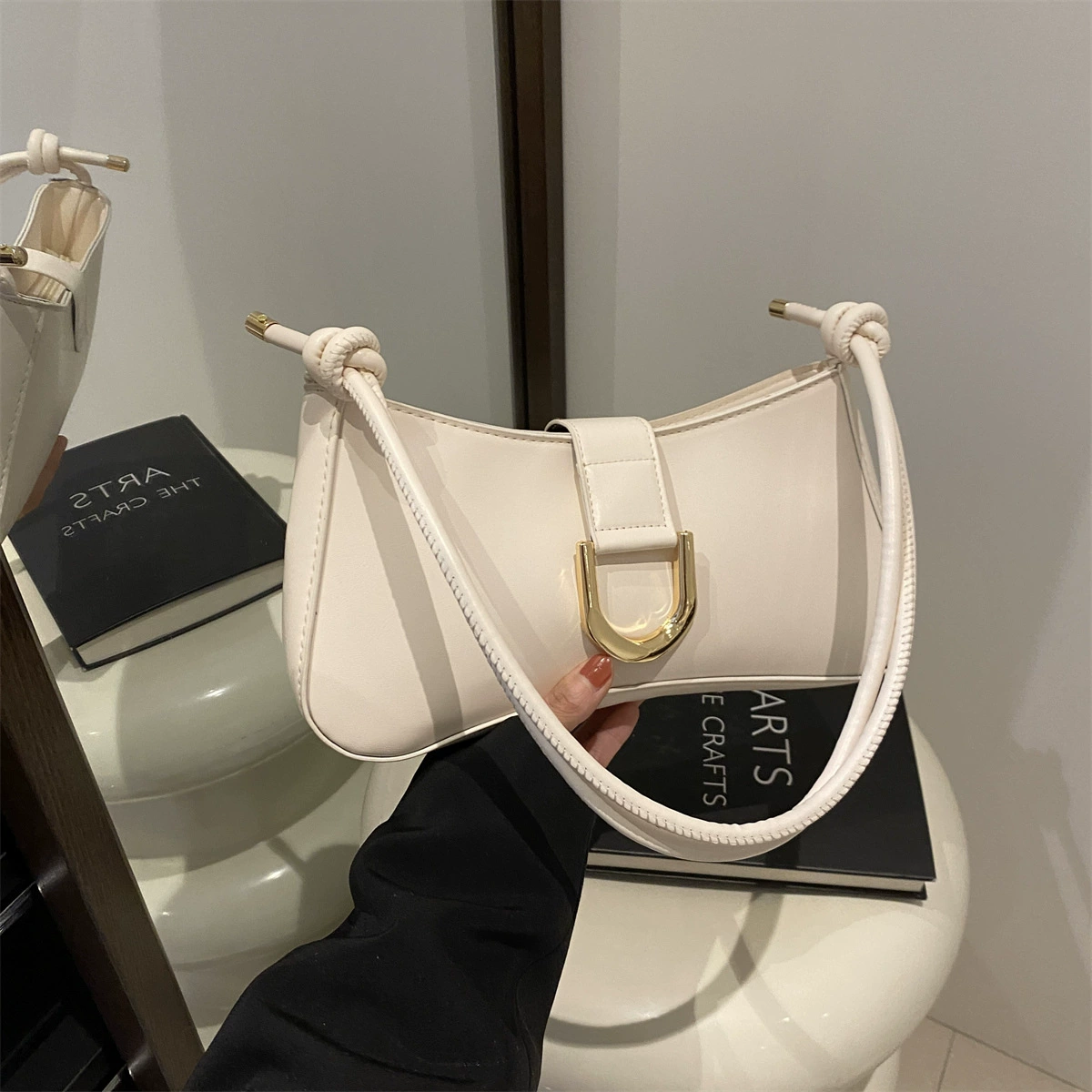 Модный качественный весной портфель подмышки, трендовая сумка-черепаха через плечо, тренд сезона, французский стиль