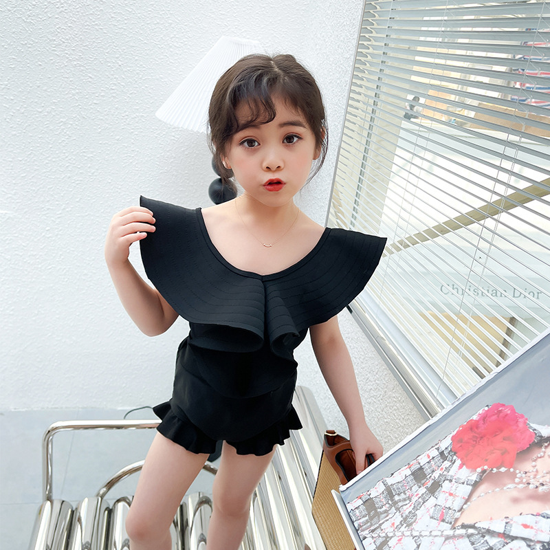 Traje de baño para niñas de una pieza 2023 nuevo traje de baño de estilo occidental para niños Estilo coreano para niños en línea Traje de baño para niñas de moda roja