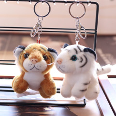 擬似トラのペンダントがかわいい萌えアニメの生肖虎のキーホルダーのぬいぐるみのぬいぐるみのかばんのペンダントの卸売り