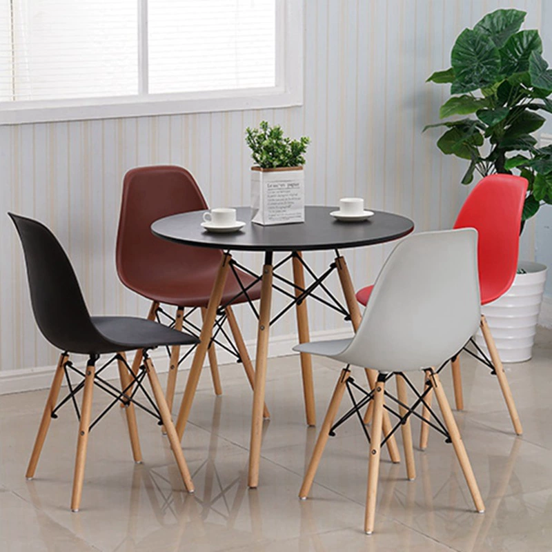 Мебель для агентства недвижимости: пластиковый стул для ресепшн, стул для франшизы агентства недвижимости, стул для стойки ресепшн.