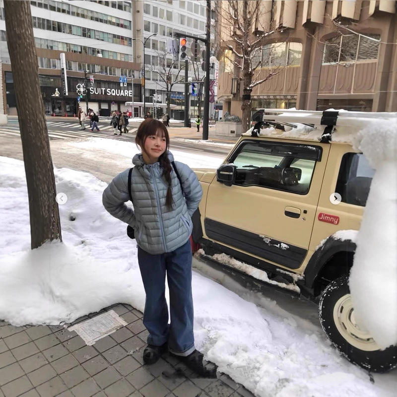 Korean Blogger Oh Si-Won's Same Style Ribbed down Jacket, Korean Designer Women's Hooded Korean-Style Coat for Winter