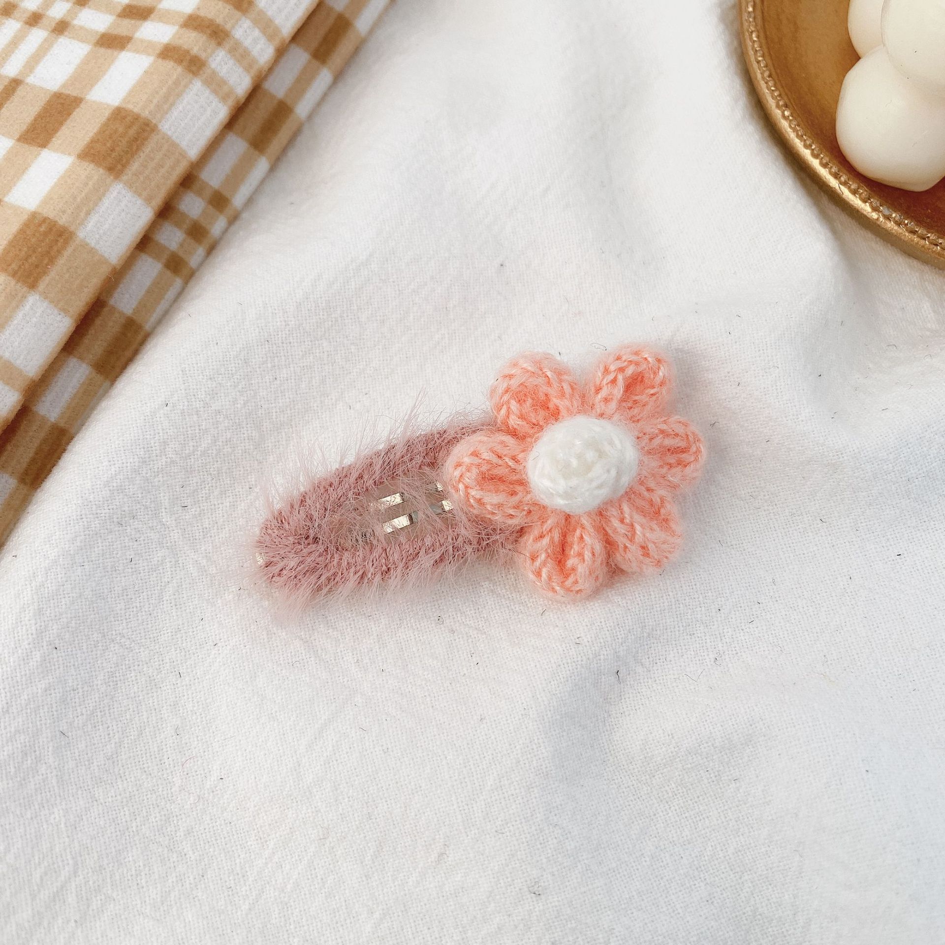 Horquilla peluda de las mujeres sombreros de estilo coreano lindo tejido de horquilla de pato amarillo flequillos clip pequeño lado otoño e invierno accesorios para el cabello mujeres