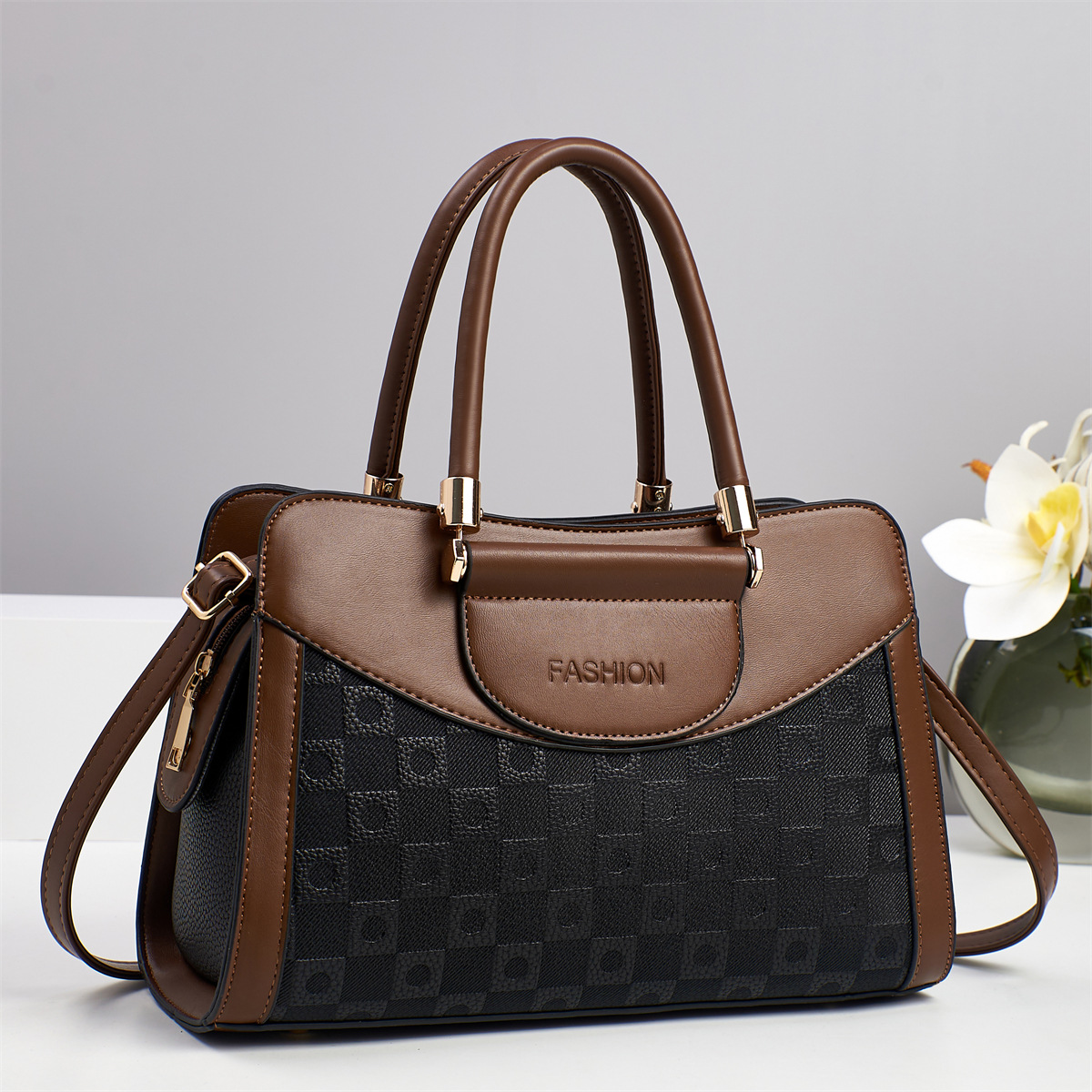 Capacidad Tote bag femenino 2025 nueva primavera y verano casual bolso de hombro portátil bolso grande de cercanías