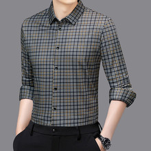 2025年冬季保暖男士衬衫新款加绒加厚轻奢休闲时尚格子衬衣男上衣