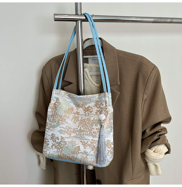 Embroidered Chinese Style Shoulder Bag Large Capacity Tote Bag_voghion.com