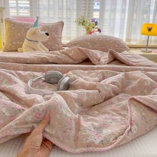2025 New Cloud-Like Double-Layer Yarn Antibacterial Shell Edge Summer Quilt Quilt Core