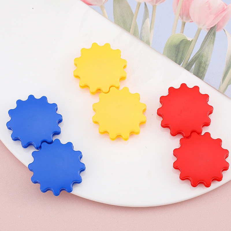 Nuevo giroscopio de dedo transfronterizo girar le creativo girar engranajes giroscopio de dedos juguetes de descompresión al por mayor