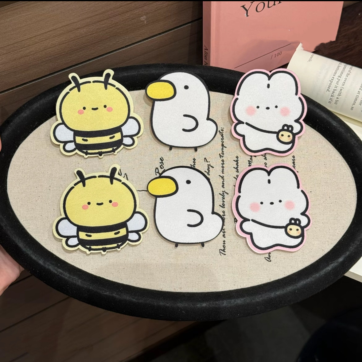 Cute Cartoon Bunny and Bee Magic Hair Clips for Women, No-Trace Bangs Organizer, Sweet Hairpins, Hair Accessories for Summer