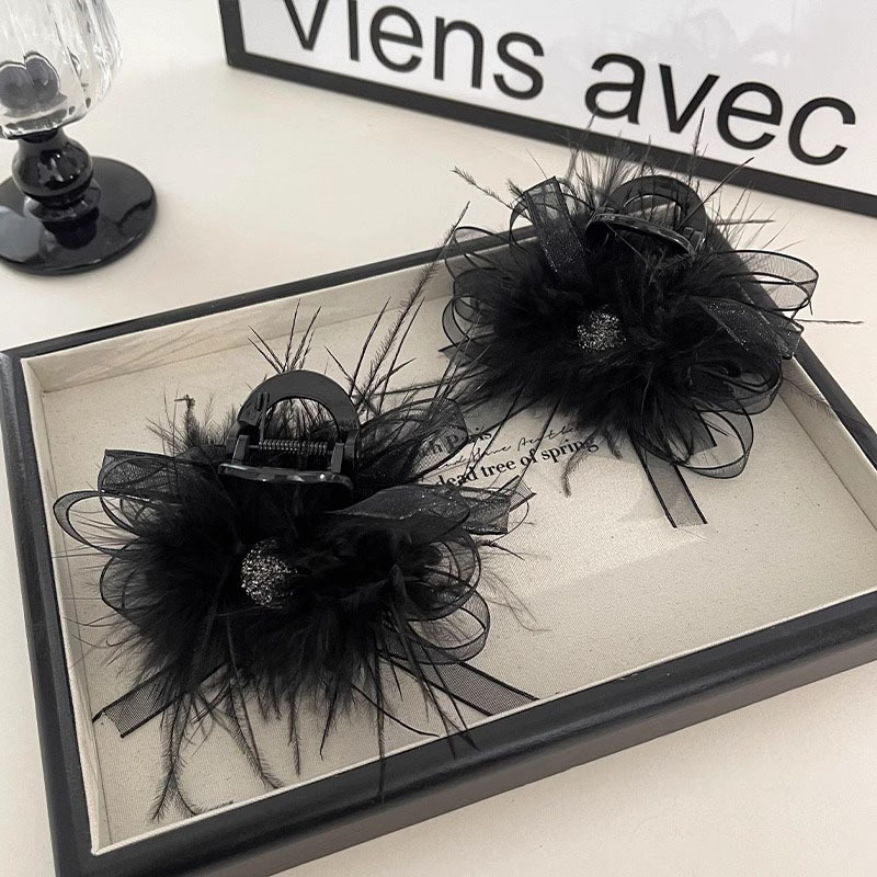 Clip de agarre de pluma grande, parte posterior de la cabeza, medio atado, horquilla para el cabello, otoño e invierno femenino, temperamento de alta calidad, clip de tiburón, tocado, horquilla