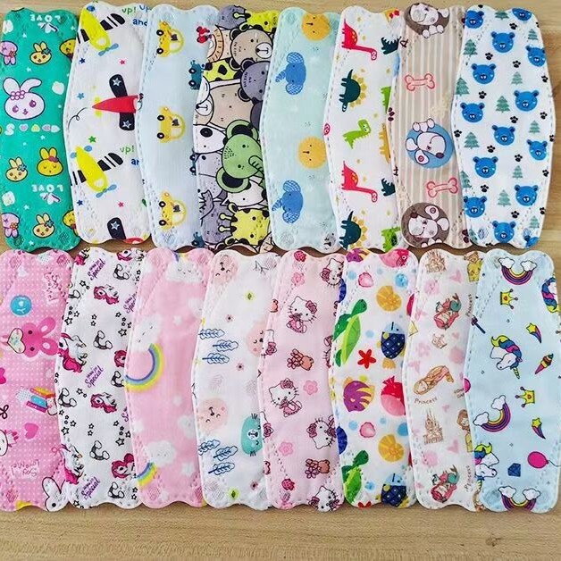 儿童4D立体防护一次性口罩四层防护KF94卡通印花秋冬款柳叶形KN95