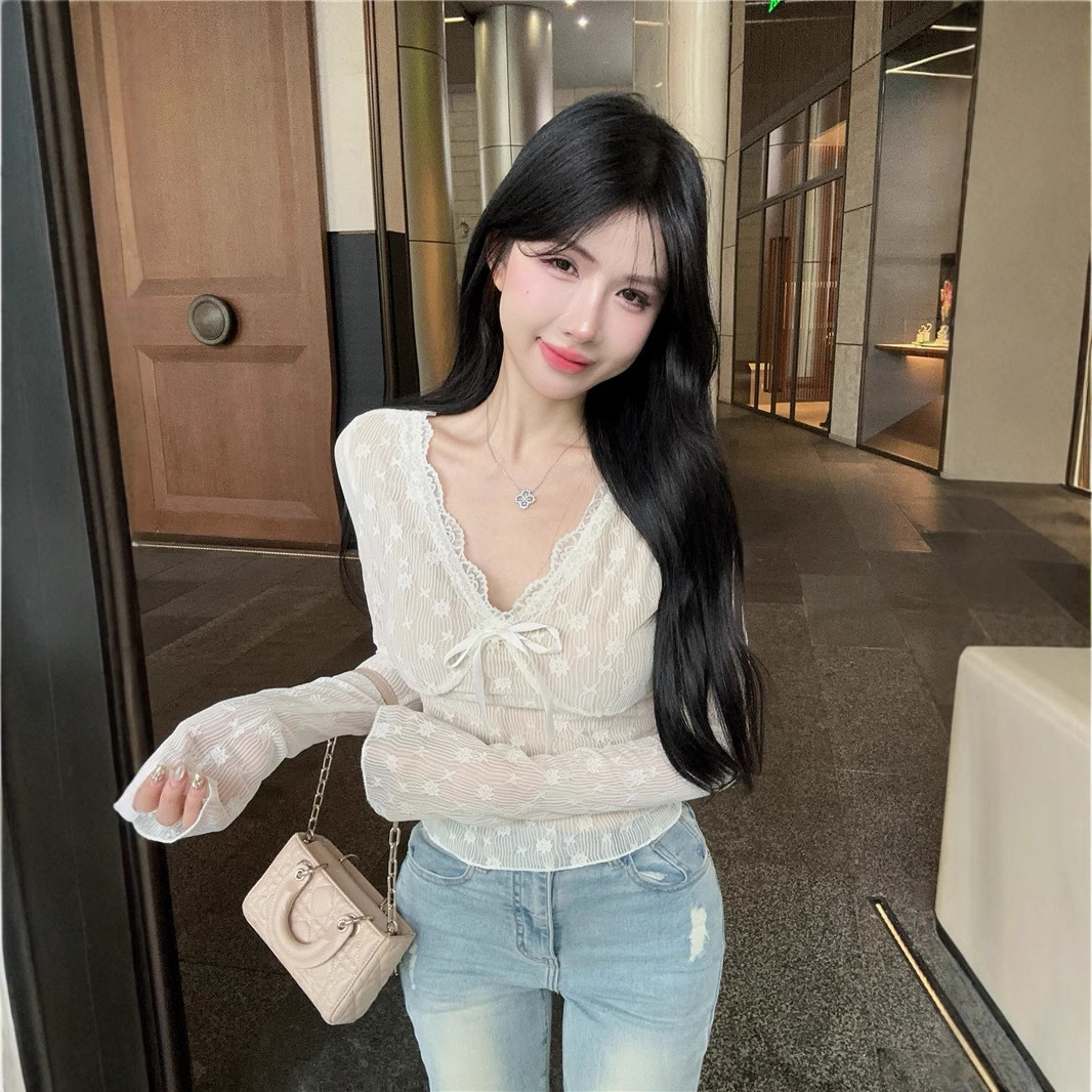 Hollyii French Style All-matching Design Sense Niche Lace Up Lace Top Bottoming Shirt