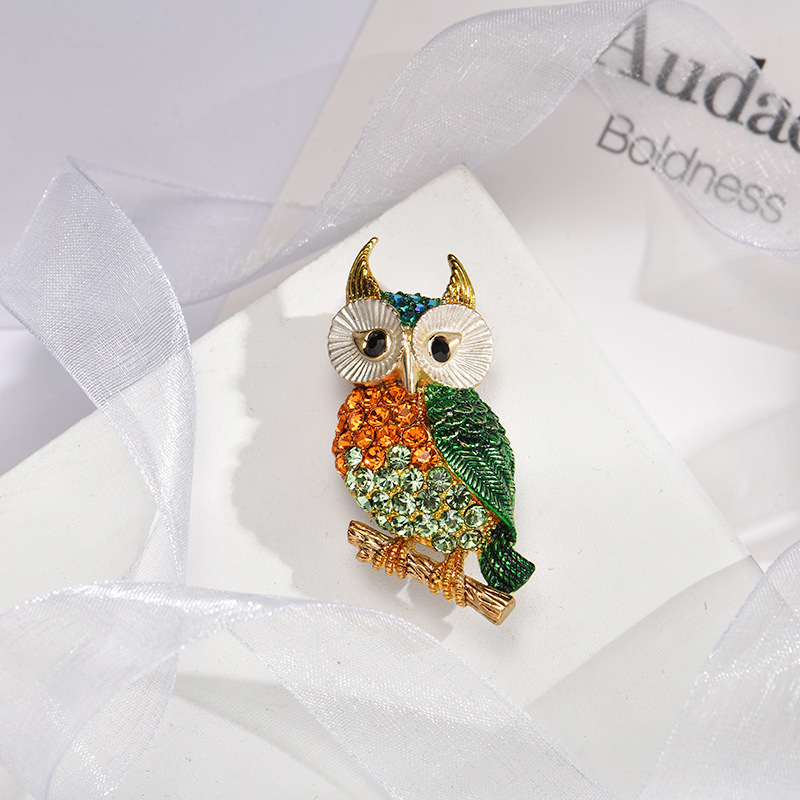 A Variety of European and American Retro Owl Enamel Brooches, Elegant and Versatile Animal Oil Drop Pins, Accessories Ready for Sale