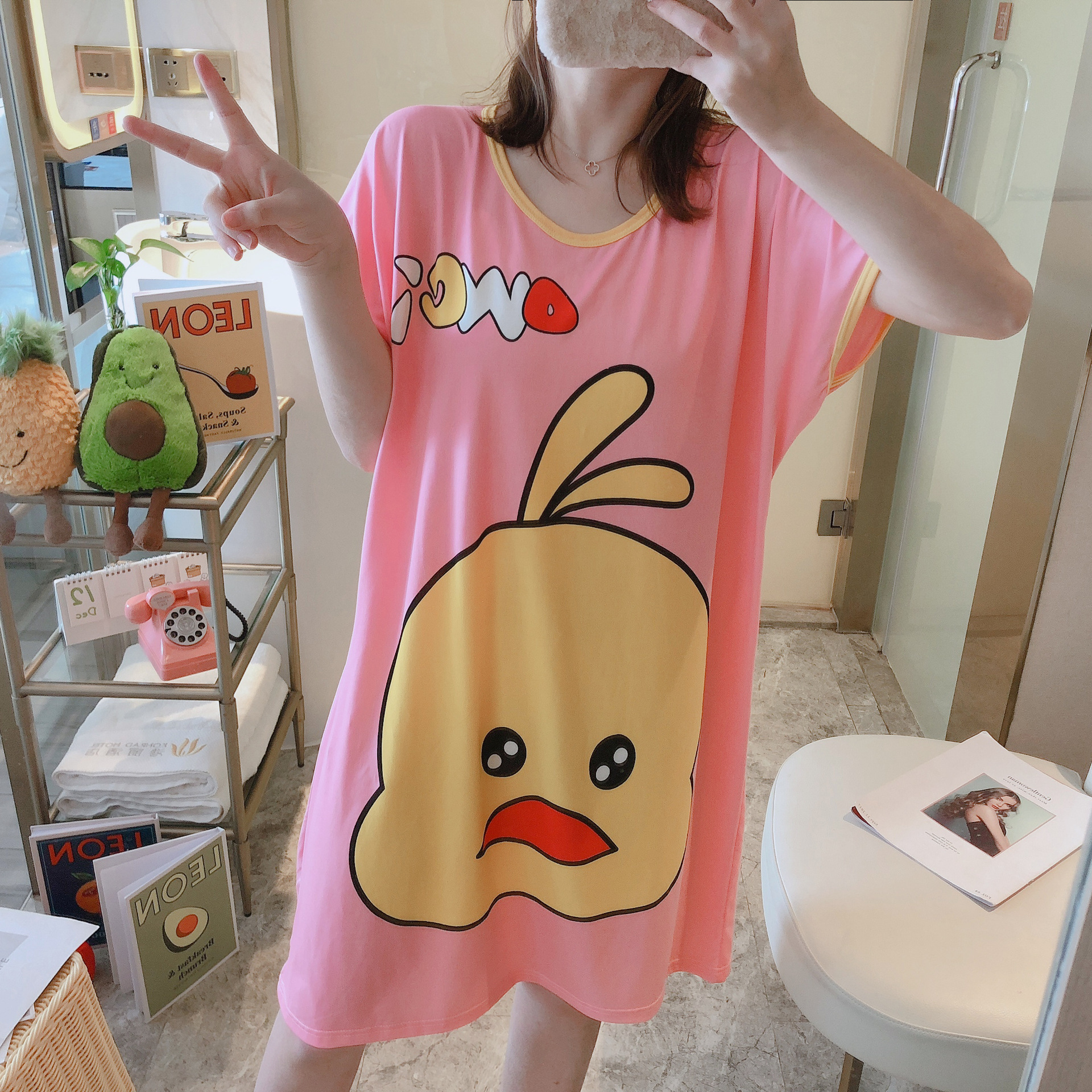Sudeste asiático barato camisón flojo de las mujeres más tamaño Delgado verano dibujos animados manga corta pijamas inicio desgaste camisón puesto