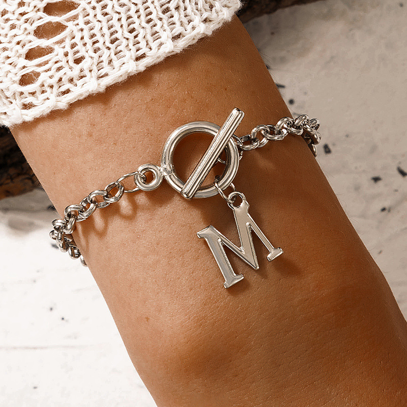 Simple Bracelet M Letter Circle Single Layer Bracelet Accessories display picture 2