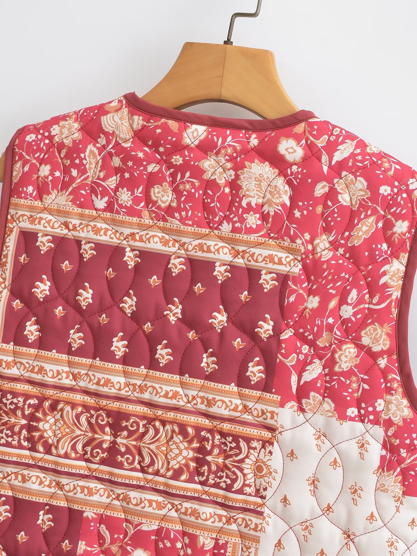 Vêtements pour femmes 2023 automne nouveau style imprimé gilet épais et portable_voghion.com