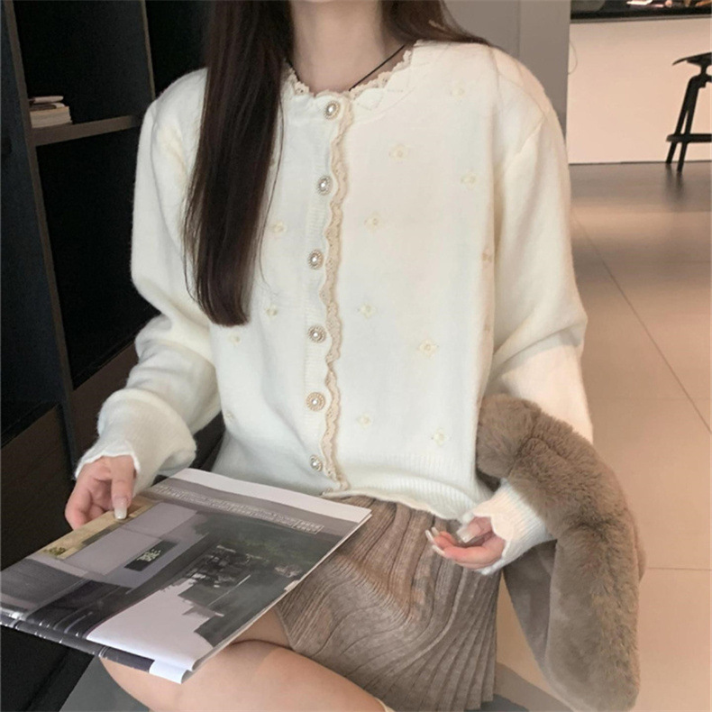 2024春秋新款拼色蕾丝拼接针织开衫女宽松设计感短毛衣外套上衣潮详情21