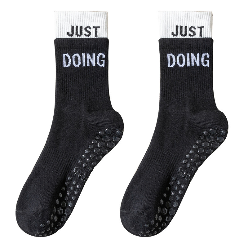 Niños y niñas de primavera y verano delgados pluma de silicona antideslizante calcetines deportivos de color doble Luo boca medias calcetines al por mayor