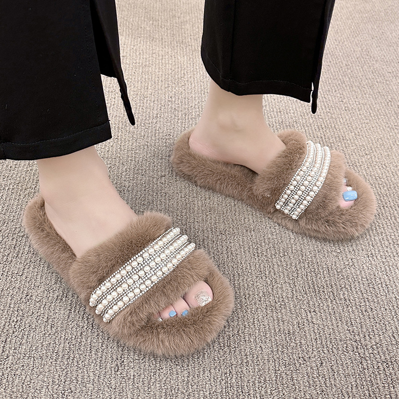 Aumentar la altura de la red de zapatillas de cabello rojo de invierno para mujeres en el hogar zapatillas de perlas antideslizantes primavera y verano