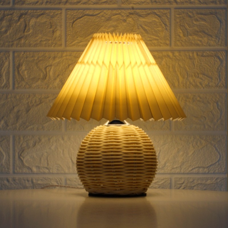 Nordic-style cottage pleated bedside lamp for bedroom, sleep, Instagram influencer creative atmosphere plug-in LED night light gift