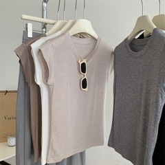 薄手のスリムな丸首の小さい飛袖のtシャツの女子学生2025夏の新型はやせています。