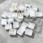 带盖白色塑料耳饰耳钉盒