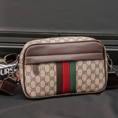 New Wholesale Leisure Fashion Mailman Crossbody Bag Korean Style Hip Bag Casual Backpack Men's Chest Bag Unisex Bag
