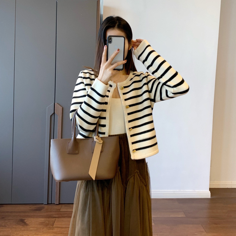 Striped Knitted Cardigan Women's Autumn New French Style Chanel Style Contrast Color Loose Round Neck Short Long Sleeve Sweater Jacket
