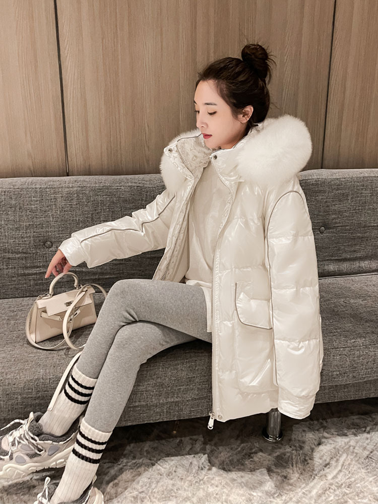 复制_2020年新款大毛领高端亮面羽绒服女中长.jpg