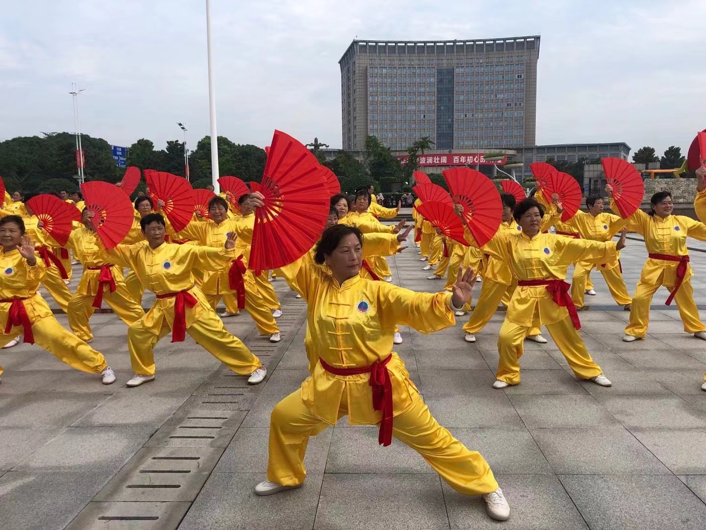 35ec340d-8e10-4d5a-a7cd-39bdc3