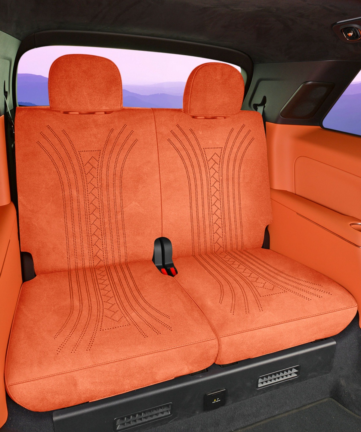 Lynk & Co 900 Special Car Seat Cushion Rams Half-Pack Breathable Seat Cover Ventilated Saddle Pad Four-Season Universal Seat Cover