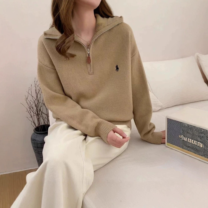Korean-style small horse embroidery pattern, half-zip, collared, pullover sweater for women, loose-fitting, versatile knit top for autumn Korean-style small horse embroidery pattern, half-zip, collared, pullover sweater for women, loose-fitting, versatile knit top for autumn