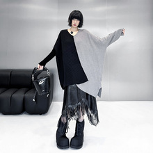 欧美风小众设计感撞色拼接V领针织衫2024秋冬新款宽松蝙蝠袖毛衣